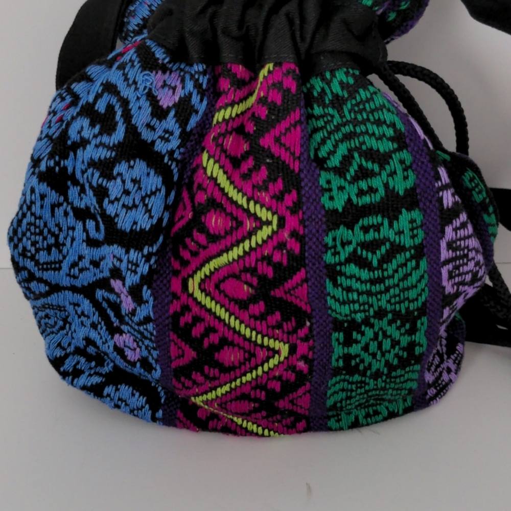 Drawstring Purse. - Picture 4 of 8